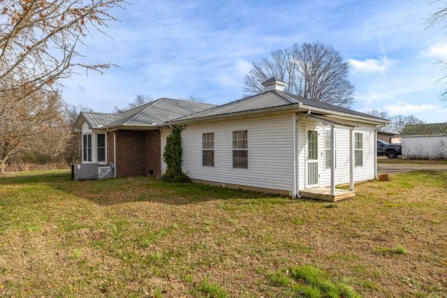210 Salem Rd, Minor Hill, TN 38473