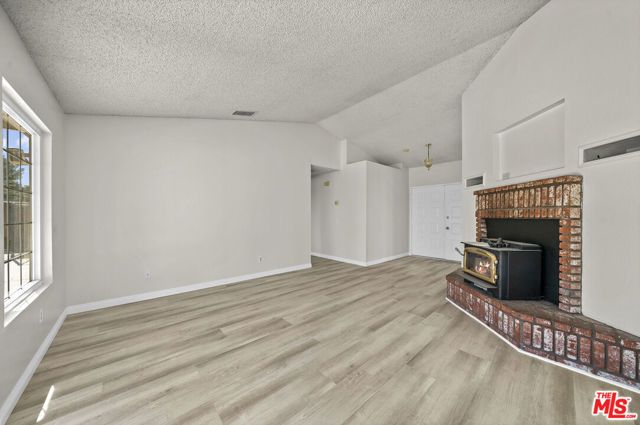 12953 Sundown Road, Victorville, CA 92392