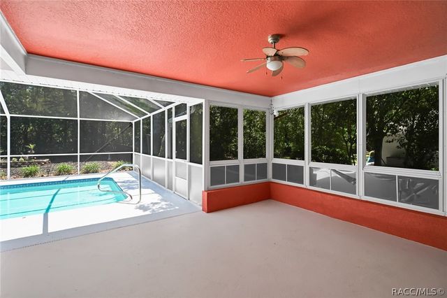 17 S Sweetgum Court, Homosassa, FL 34446