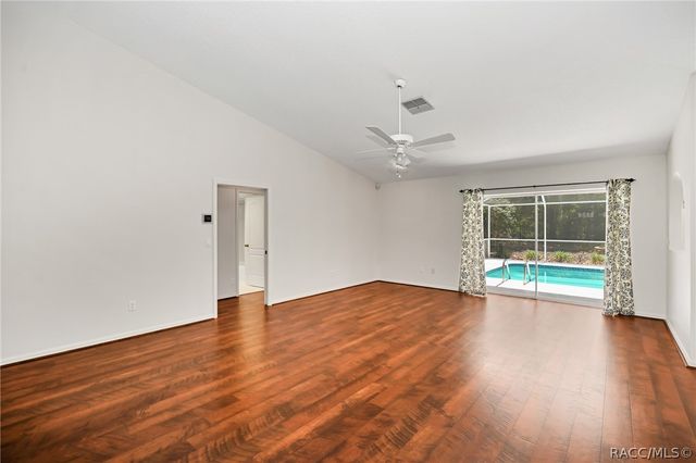 17 S Sweetgum Court, Homosassa, FL 34446
