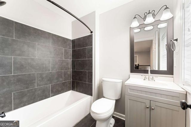 284 Covington Drive, Hiram, GA 30141