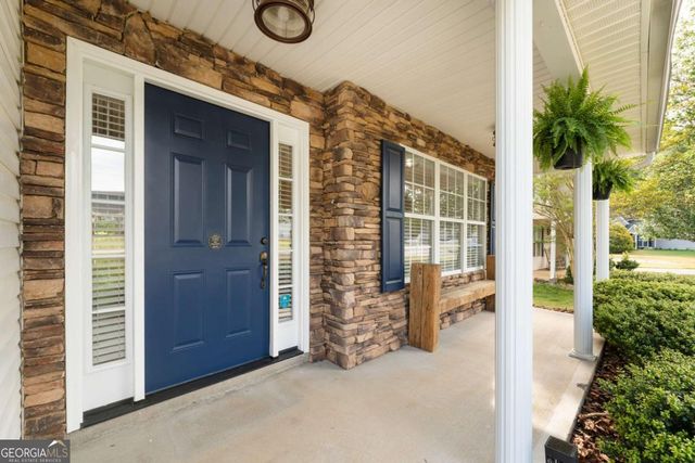 284 Covington Drive, Hiram, GA 30141