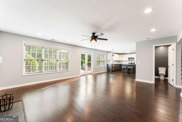 284 Covington Drive, Hiram, GA 30141