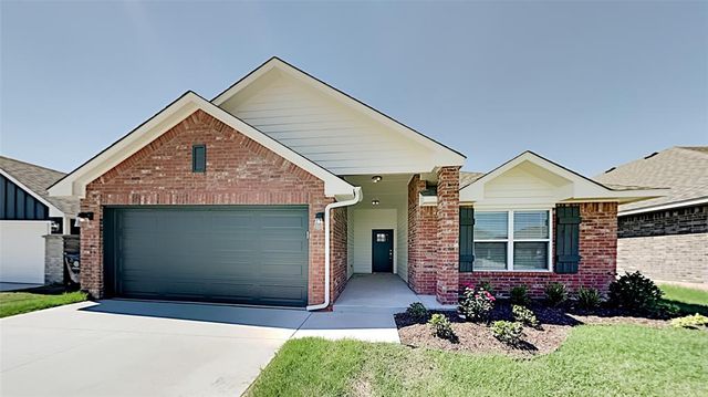 9412 NW 86th Street, Yukon, OK 73099