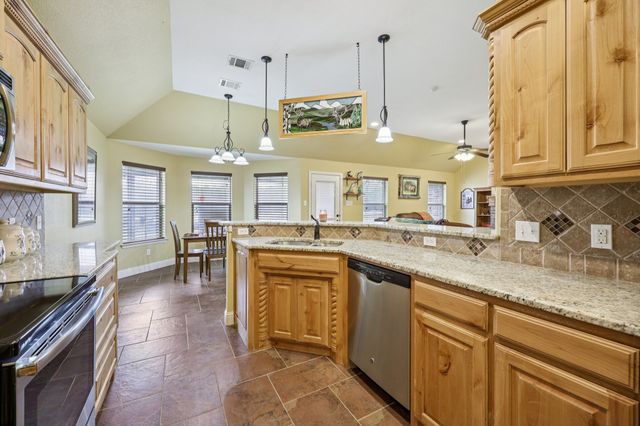 118 Kenya Court, Springtown, TX 76082