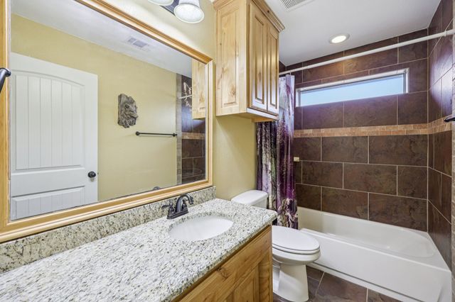 118 Kenya Court, Springtown, TX 76082