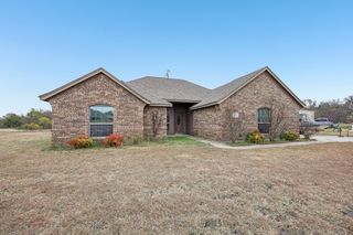 118 Kenya Court, Springtown, TX 76082