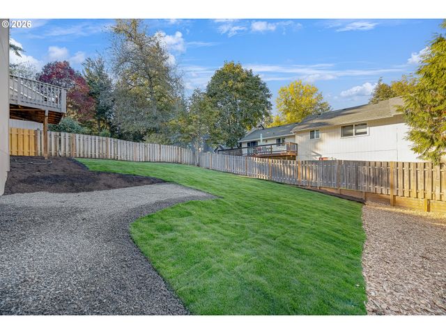 3525 Sw POMONA St, Portland, OR 97219