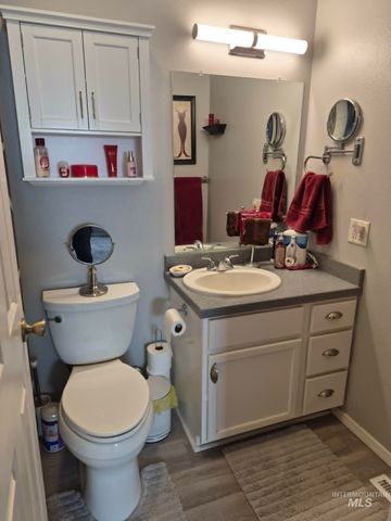 479 Crestview Dr., Twin Falls, ID 83301