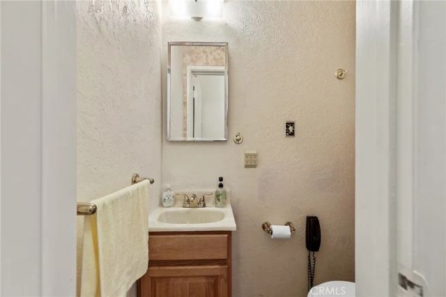 11942 Ricky Ave, Garden Grove, CA 92840