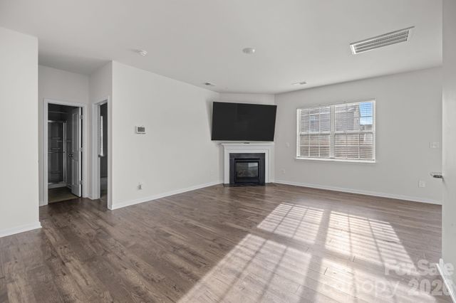 7577 Nolen Farm Drive, Gastonia, NC 28056