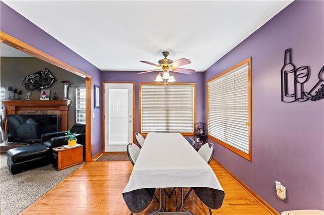 636 SW Lakeview Drive, Grain Valley, MO 64029