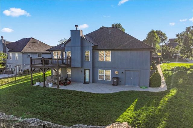 636 SW Lakeview Drive, Grain Valley, MO 64029