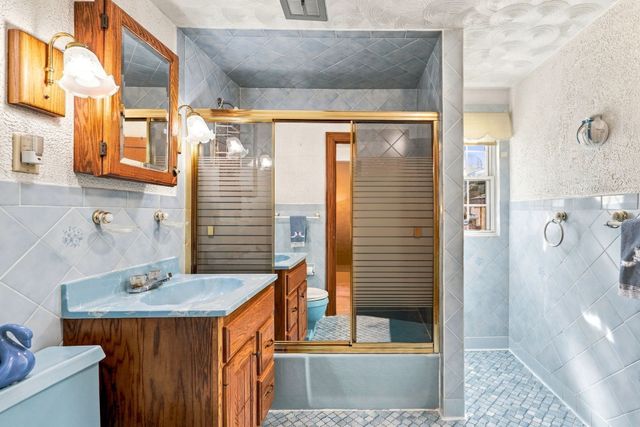 20 Benmor St, Medford, MA 02155
