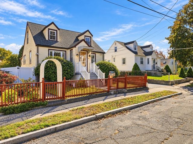 20 Benmor St, Medford, MA 02155