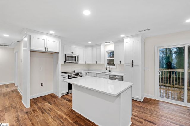 318 Elder Street Extension, Greenville, SC 29607