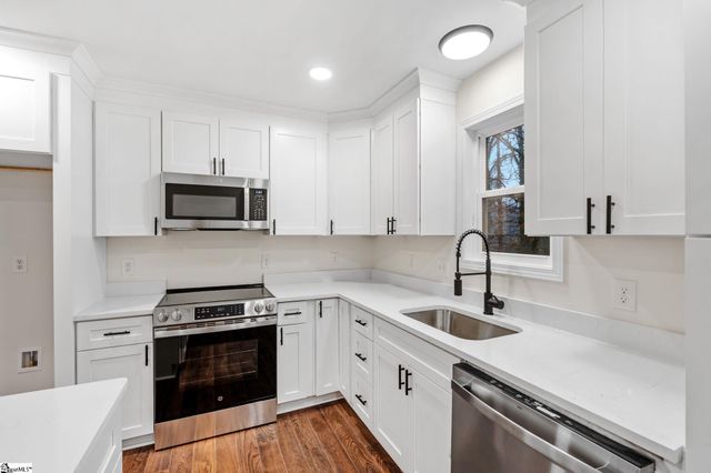 318 Elder Street Extension, Greenville, SC 29607