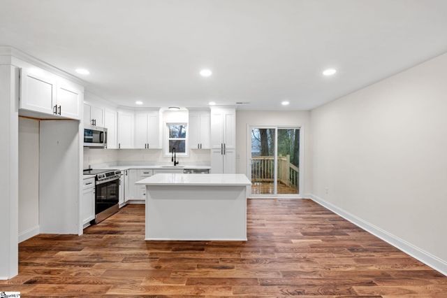 318 Elder Street Extension, Greenville, SC 29607