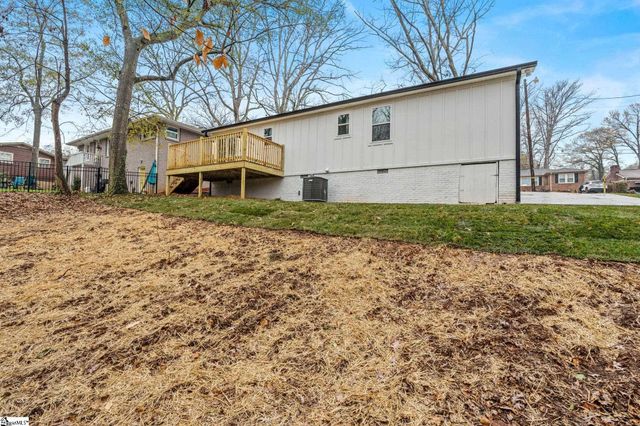 318 Elder Street Extension, Greenville, SC 29607