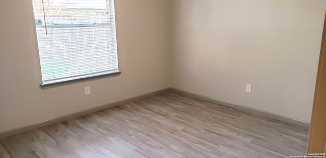 9210 FISHERS HILL DR, San Antonio, TX 78240