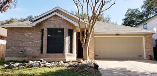 9210 FISHERS HILL DR, San Antonio, TX 78240