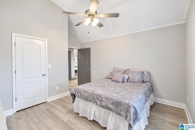 293 VILLAGE DRIVE, Calera, AL 35040