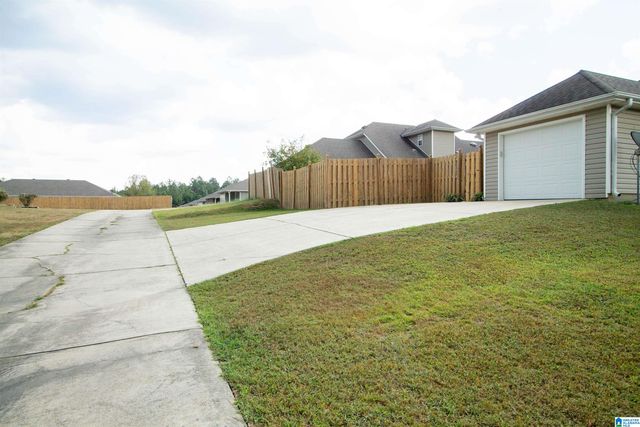 293 VILLAGE DRIVE, Calera, AL 35040