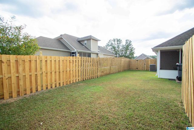 293 VILLAGE DRIVE, Calera, AL 35040