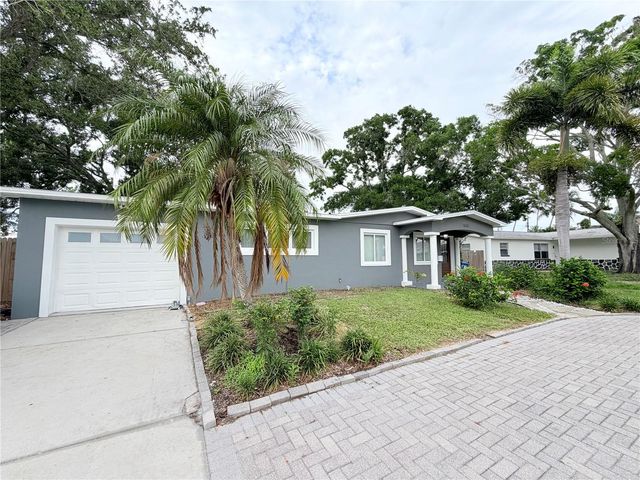 1843 OKLAHOMA AVENUE NE, St Petersburg, FL 33703