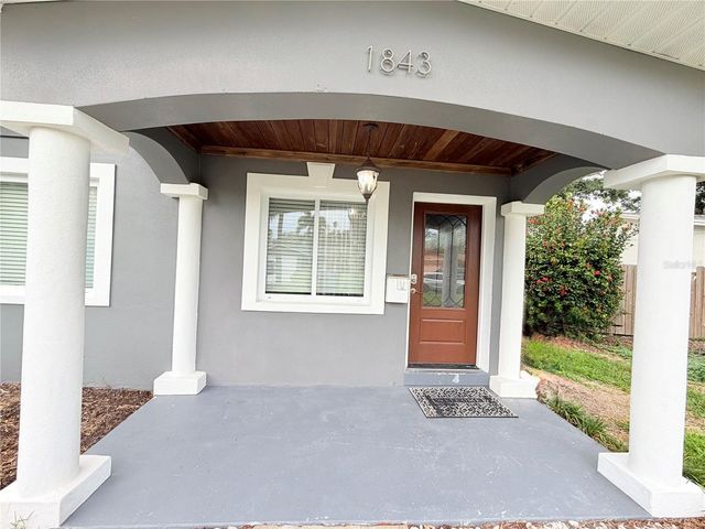 1843 OKLAHOMA AVENUE NE, St Petersburg, FL 33703