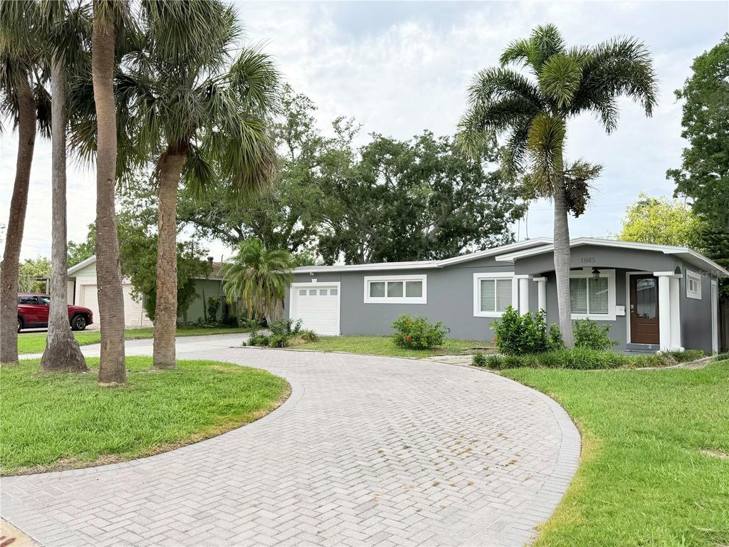 1843 OKLAHOMA AVENUE NE, St Petersburg, FL 33703