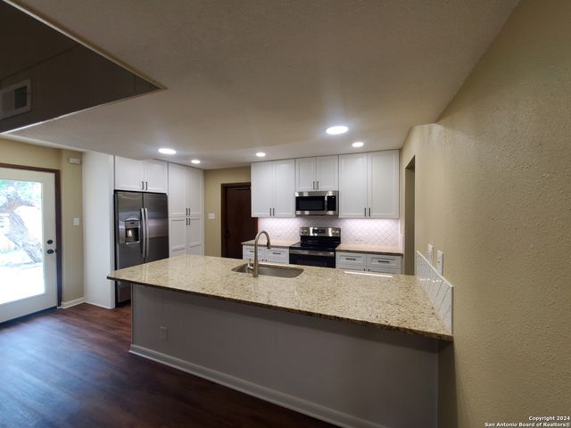 4318 WINDSWEPT, San Antonio, TX 78217