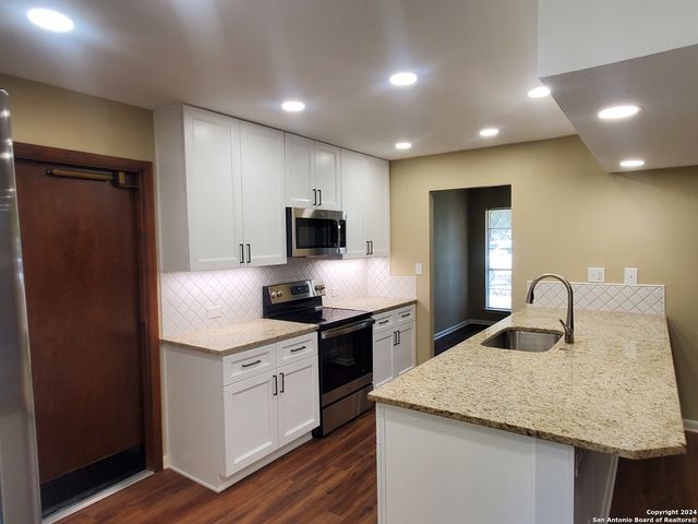 4318 WINDSWEPT, San Antonio, TX 78217