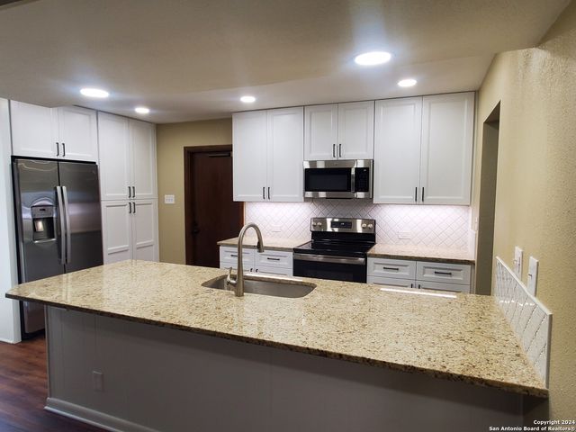 4318 WINDSWEPT, San Antonio, TX 78217