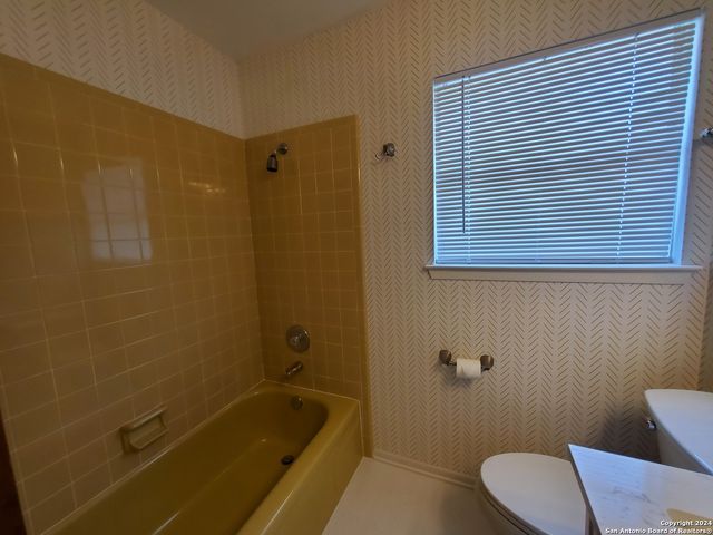 4318 WINDSWEPT, San Antonio, TX 78217