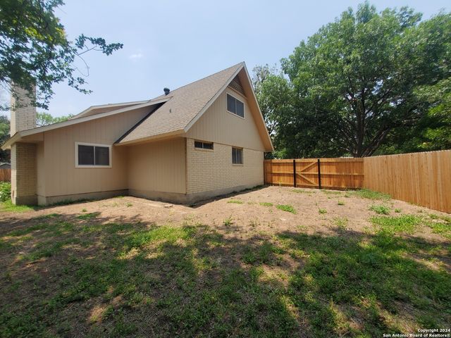 4318 WINDSWEPT, San Antonio, TX 78217