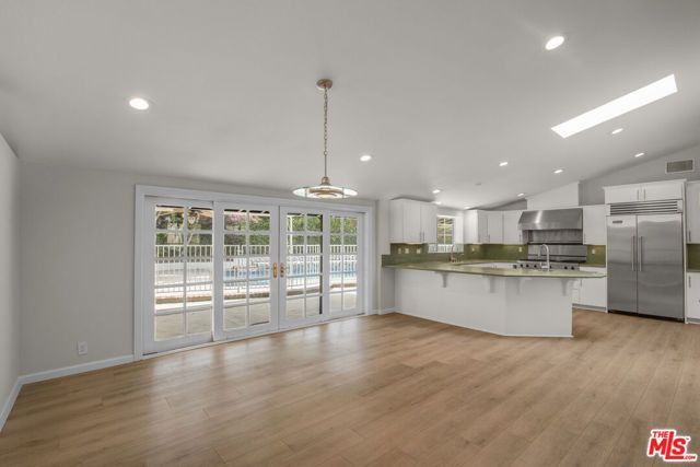 4730 Cerrillos Drive, Woodland Hills (los Angeles), CA 91364