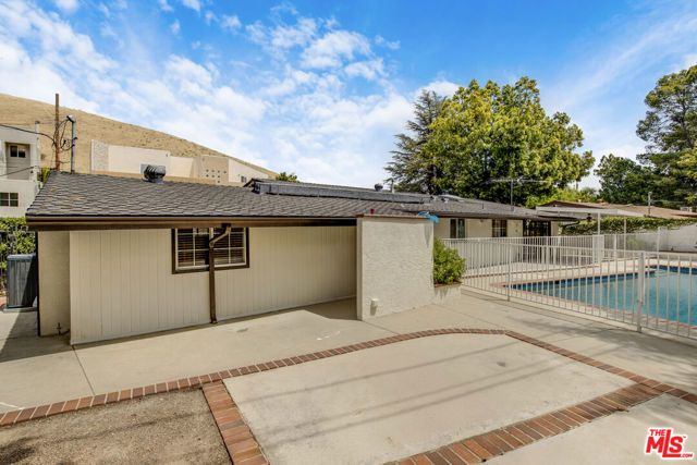 4730 Cerrillos Drive, Woodland Hills (los Angeles), CA 91364