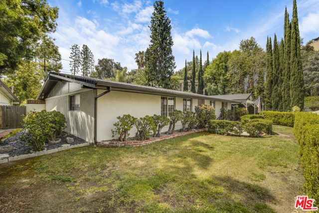 4730 Cerrillos Drive, Woodland Hills (los Angeles), CA 91364
