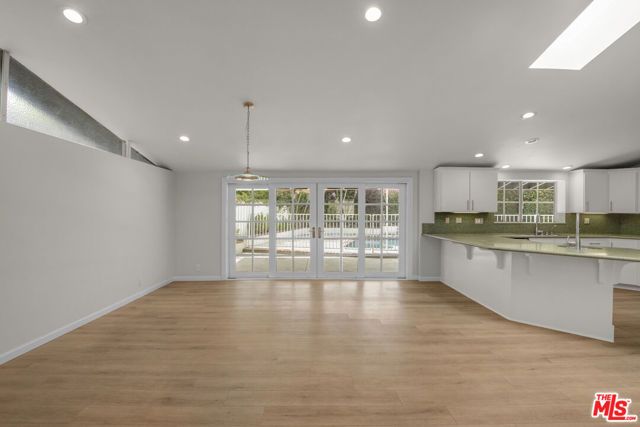 4730 Cerrillos Drive, Woodland Hills (los Angeles), CA 91364