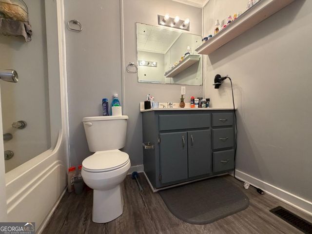 49 N Gill Street, Hazlehurst, GA 31539