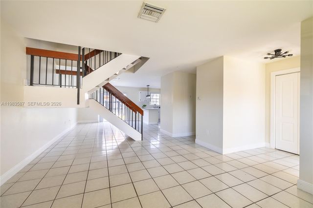 6110 SW 129th Pl 1705, Miami, FL 33183