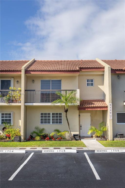 6110 SW 129th Pl 1705, Miami, FL 33183