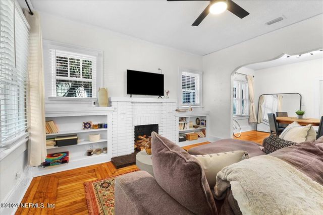 4625 POST Street, Jacksonville, FL 32205