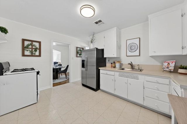 1237 Santa Paula Avenue, San Jose, CA 95110