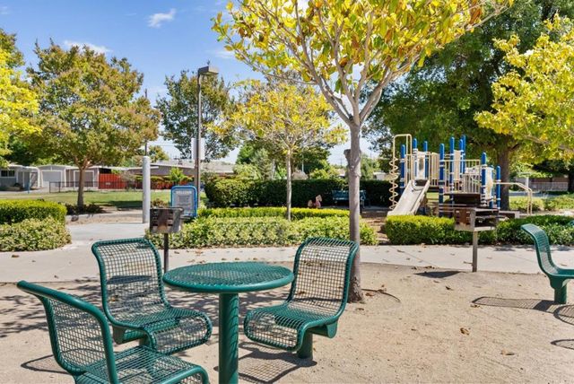 1237 Santa Paula Avenue, San Jose, CA 95110