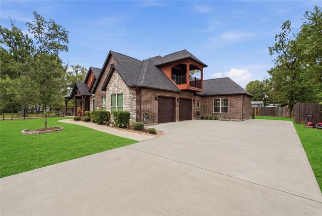 21015 Briar Willow Drive, Porter, TX 77365