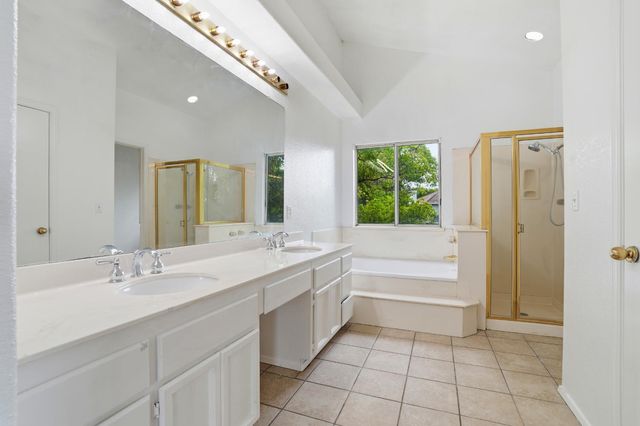 635 Menay Dr, Tracy, CA 95376