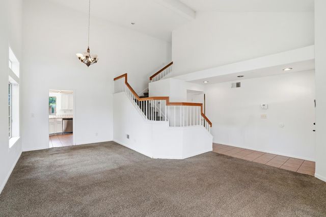 635 Menay Dr, Tracy, CA 95376