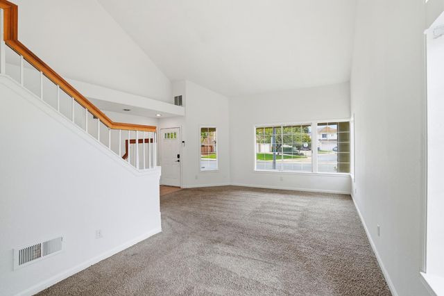 635 Menay Dr, Tracy, CA 95376